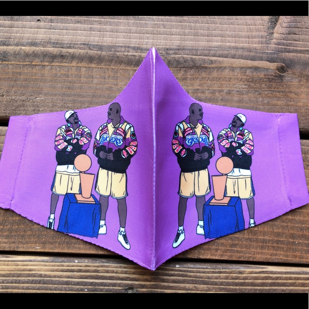 Kobe Bryant and shaq face mask. Champions